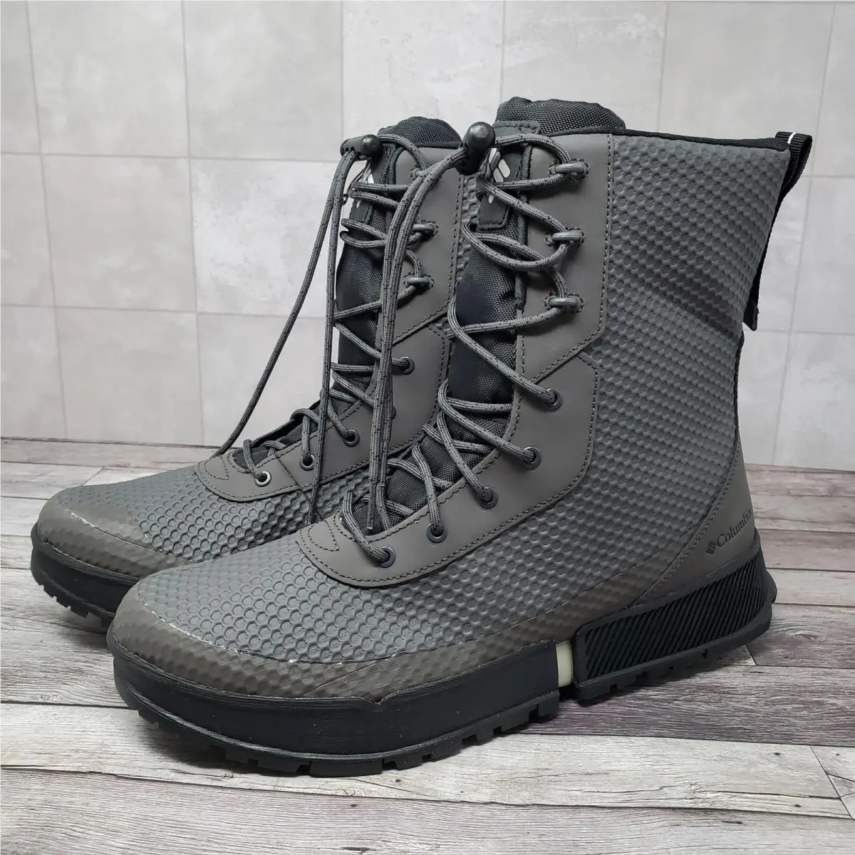 Columbia Men`s Size 12 Hyper Boreal Omni Heat Tall Snow Boots Black BM0127-090