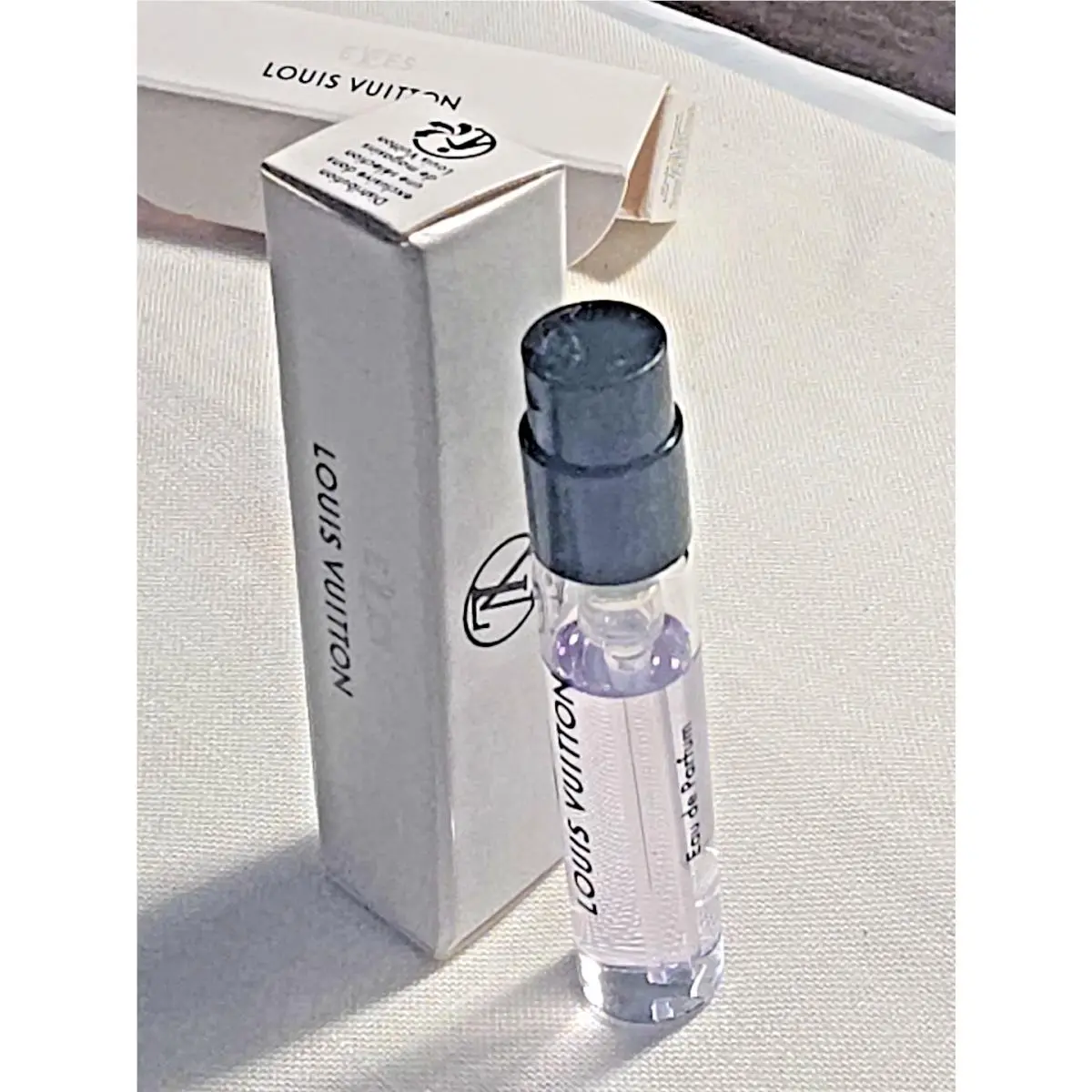 Lot Of 2 Elves by Louis Vuitton Eau de Parfum - 2 mL X 2