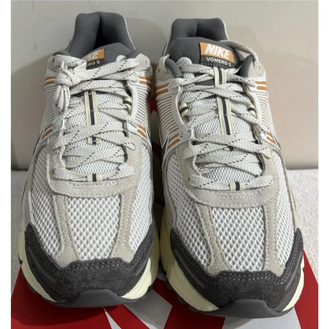 Nike shoes - Nike Zoom Vomero - Zoom Vomero - IB7469 030 - Phantom Flat Pewter (UPC: 197864040096) 3