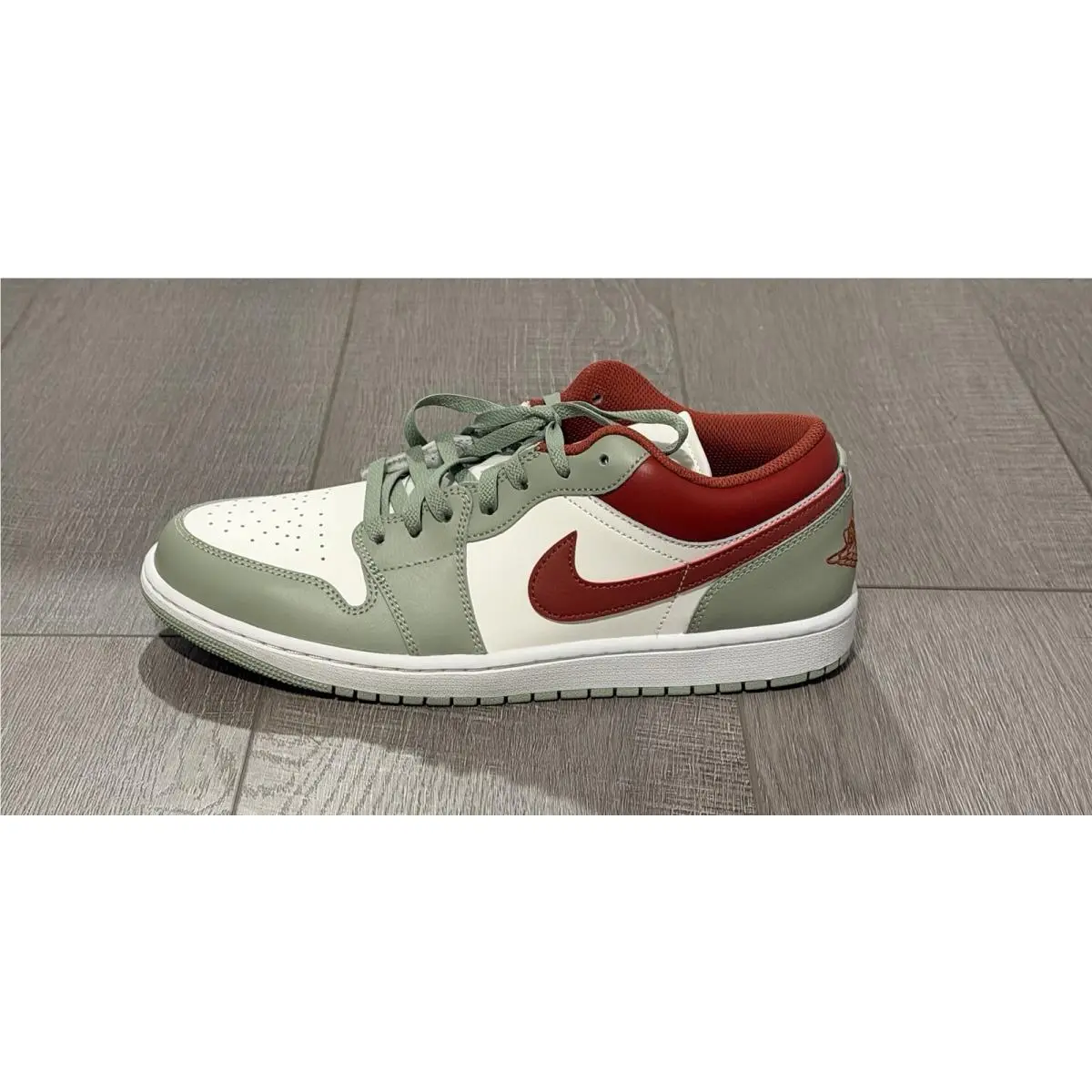Nike shoes - Air Jordan 1 - Air - 553558-133 - White 3