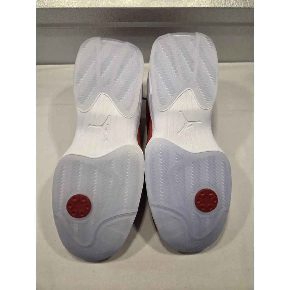 Nike shoes - Jordan Max Aura - Max Aura - FQ8298-601 - Red 3