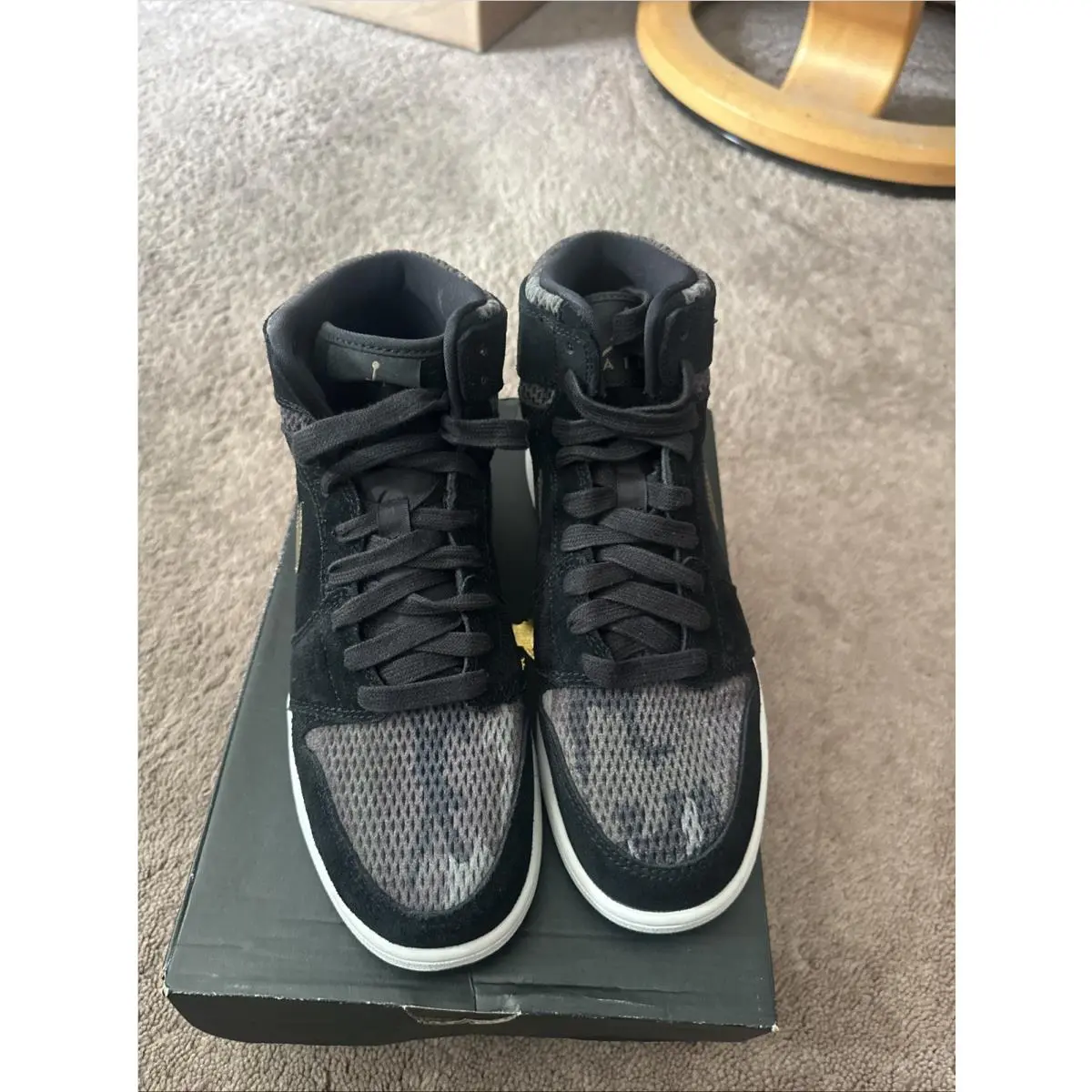 2017 Nike Air Jordan 1 Retro High OG SZ 8.5Y Heiress Black Camo 832596-030