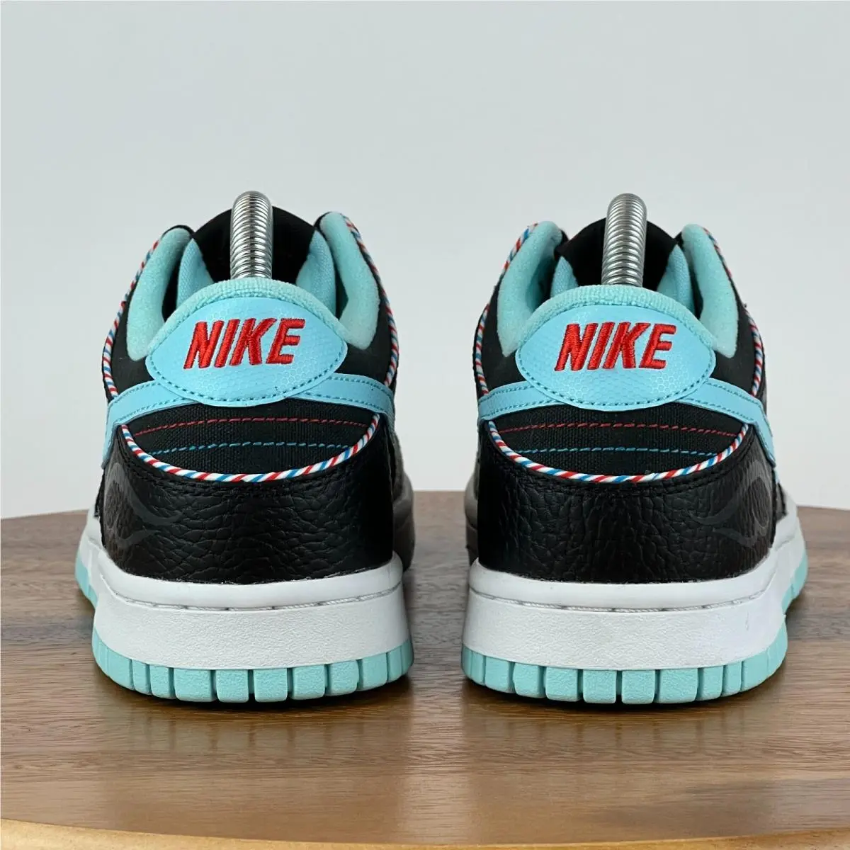 Nike shoes - Nike Dunk Low SE GS - Black 4