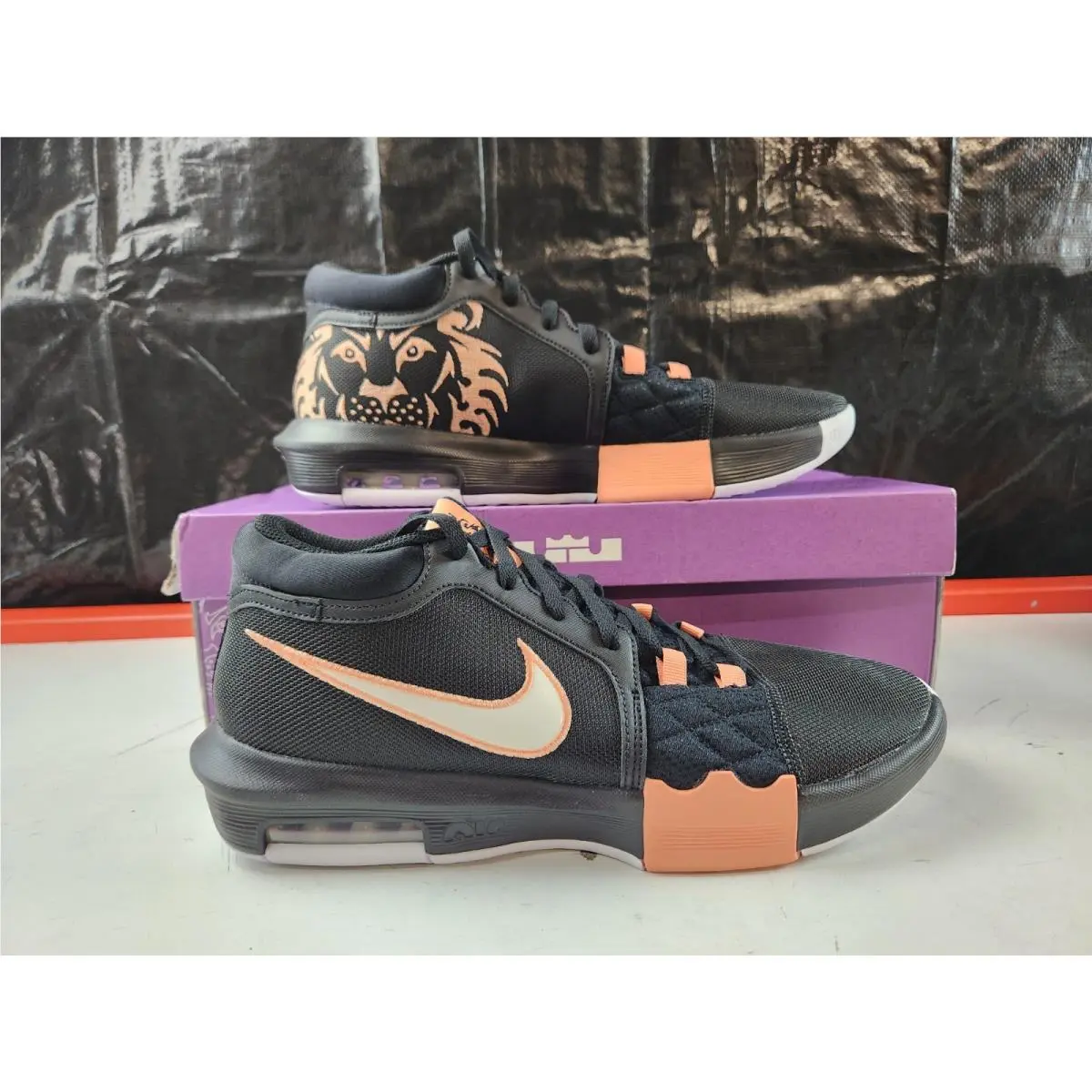 Nike shoes - Nike LeBron Witness - LeBron Witness - Black 0