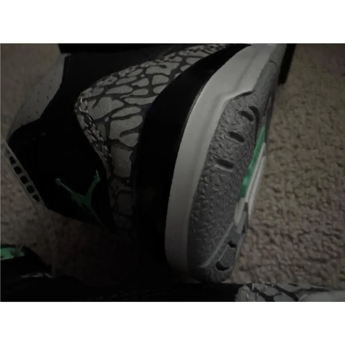 Nike shoes - Air Jordan 3 - Air - Black 4