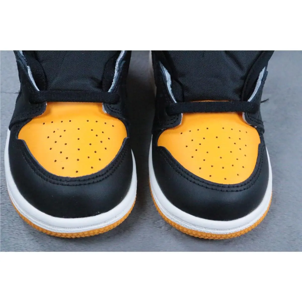 Nike shoes - Black 3
