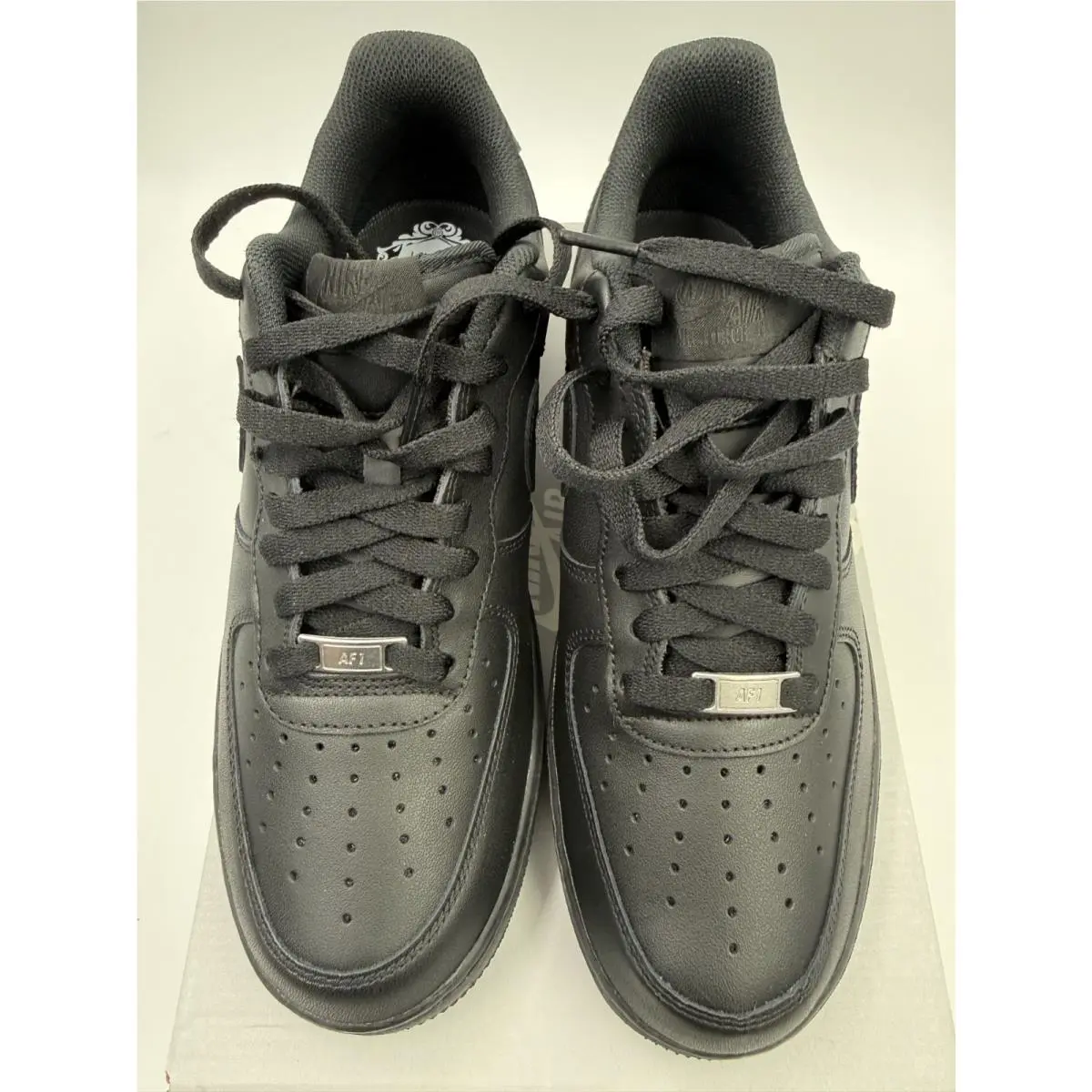 Nike shoes - Black 4