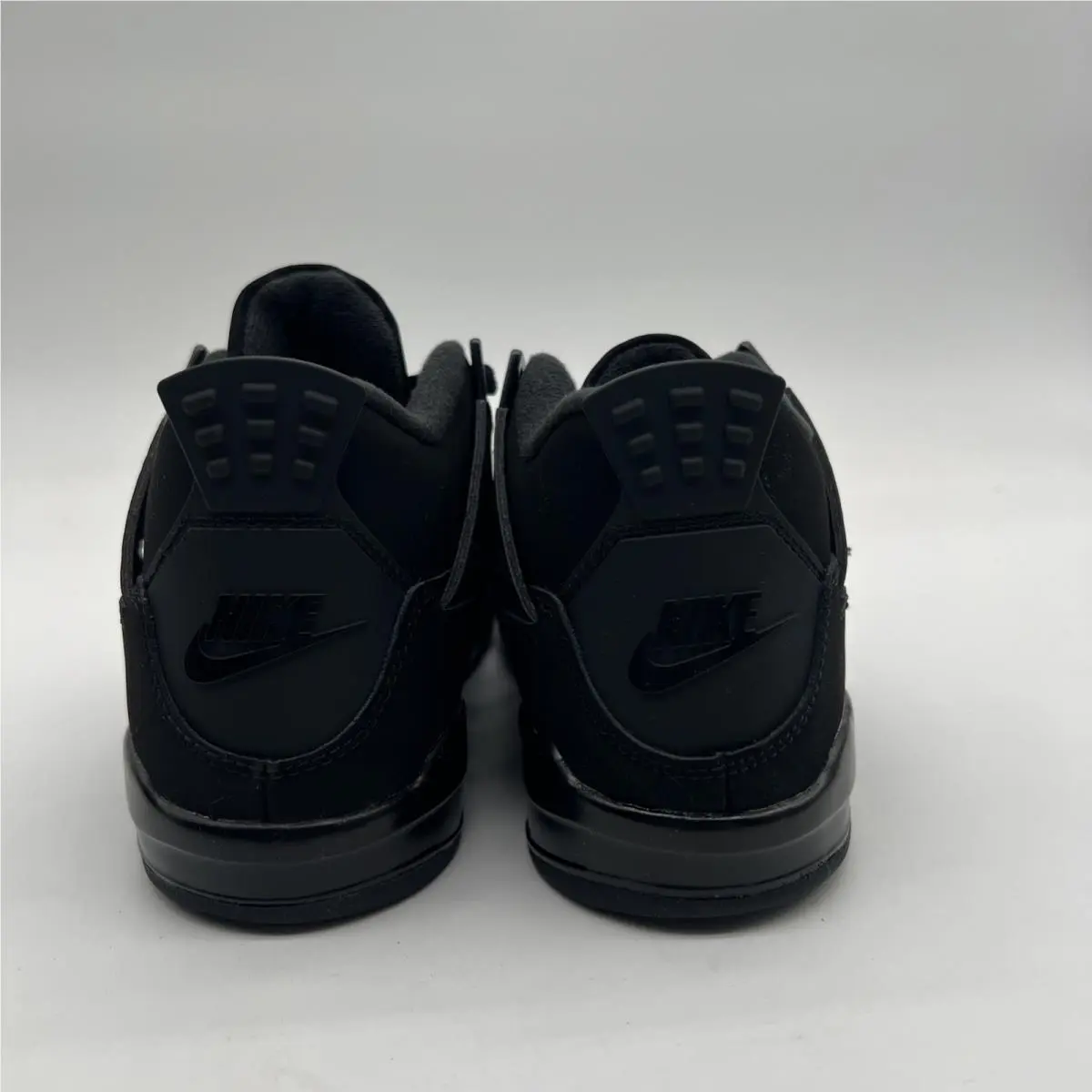 Nike shoes - Air Jordan 4 - Air - Black 4