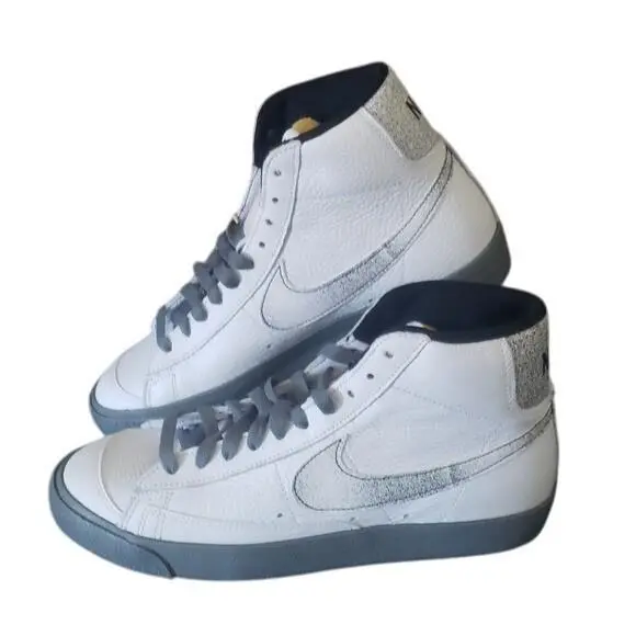 Nike Mens Blazer Mid 77 Sneakers Size 8.5 Grunge Streetwear Casual Shoes