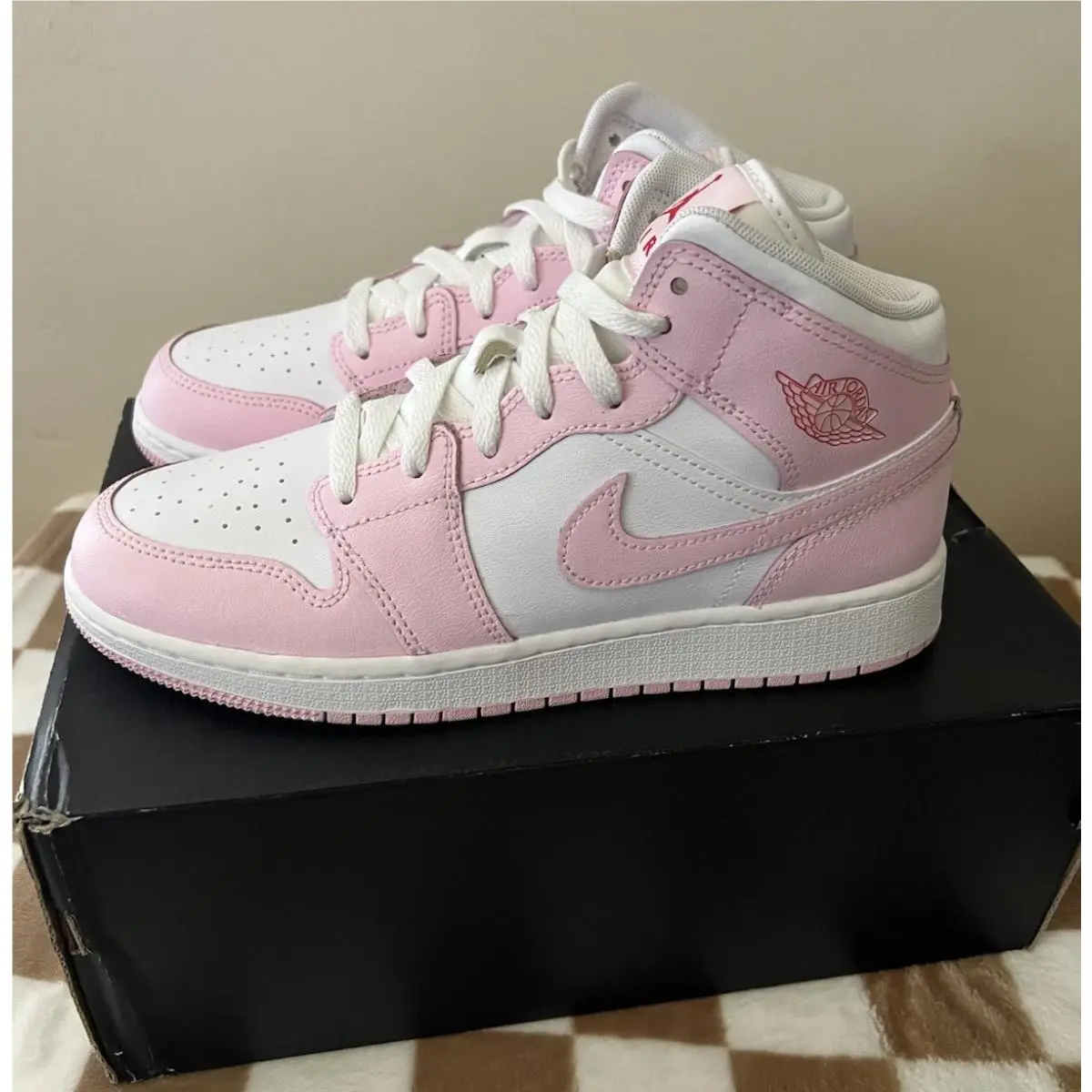 Nike shoes - Air Jordan 1 Mid SE - DQ8423 608 - Pink Foam/White 10