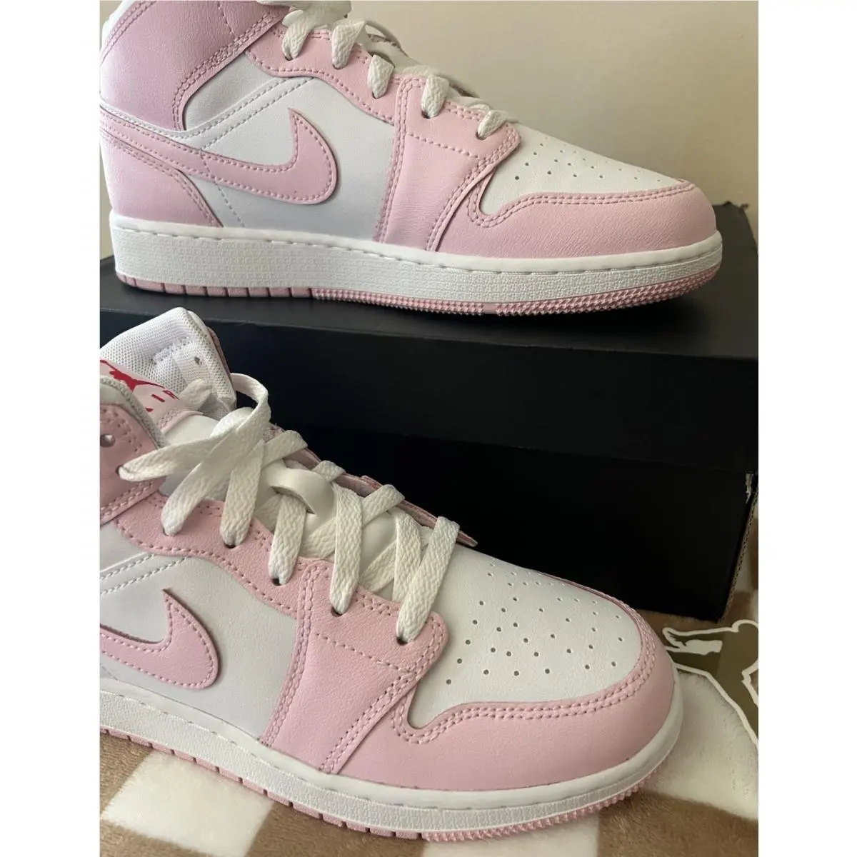 Nike shoes - Air Jordan 1 Mid SE - DQ8423 608 - Pink Foam/White 3