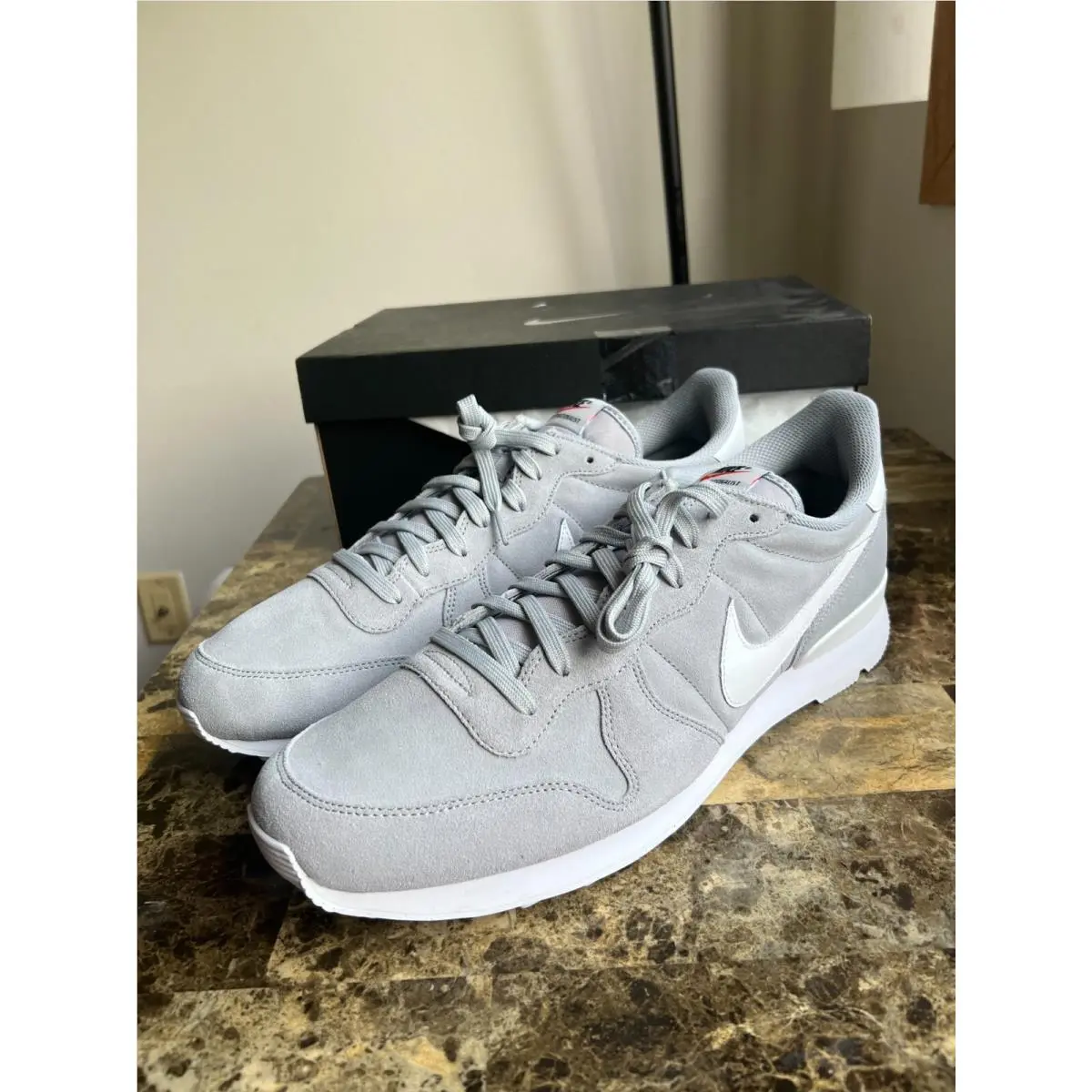Nike shoes - Nike ID Internationalist - Internationalist - 828790-995 - Gray 0