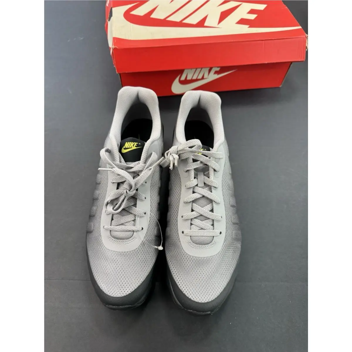 Nike shoes - Air Max Invigor - Air Max Invigor - 749688-070 - Gray 1