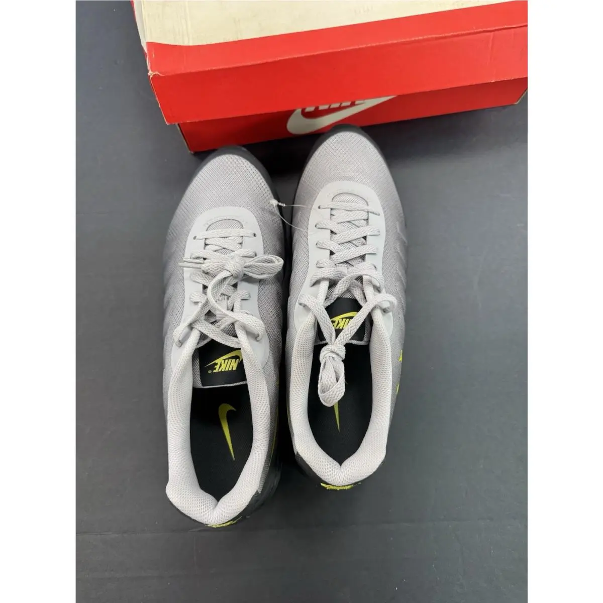 Nike shoes - Air Max Invigor - Air Max Invigor - 749688-070 - Gray 5