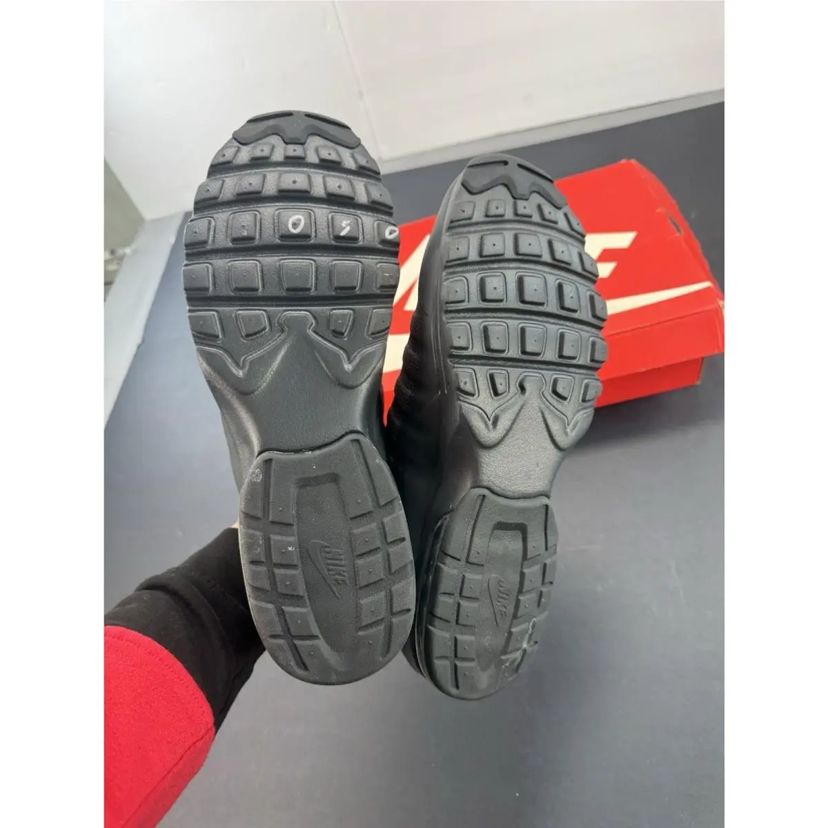 Nike shoes - Air Max Invigor - Air Max Invigor - 749688-070 - Gray 7