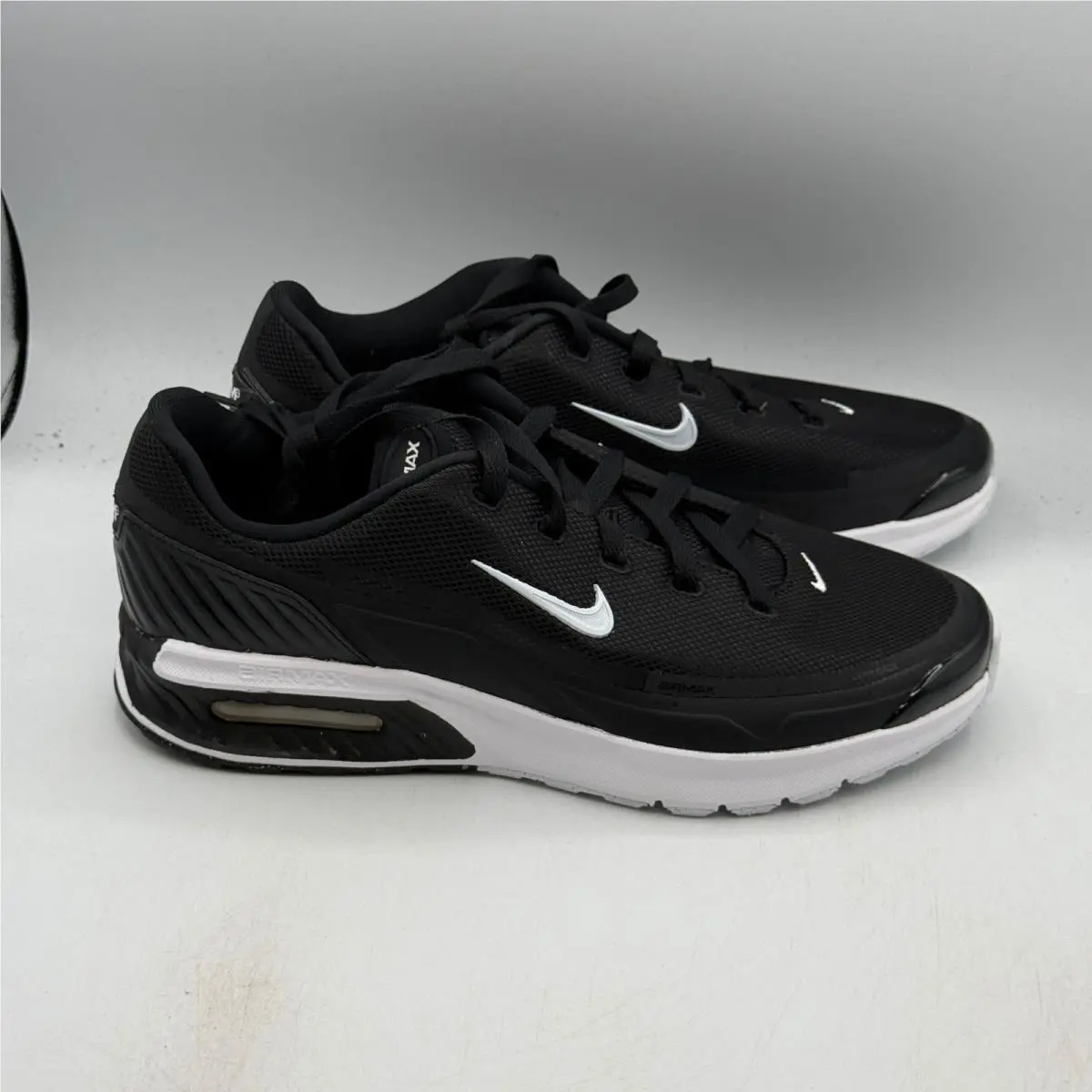 Nike Air Max Bia Men Size 10 Black White Running Training Shoes IF2624-005