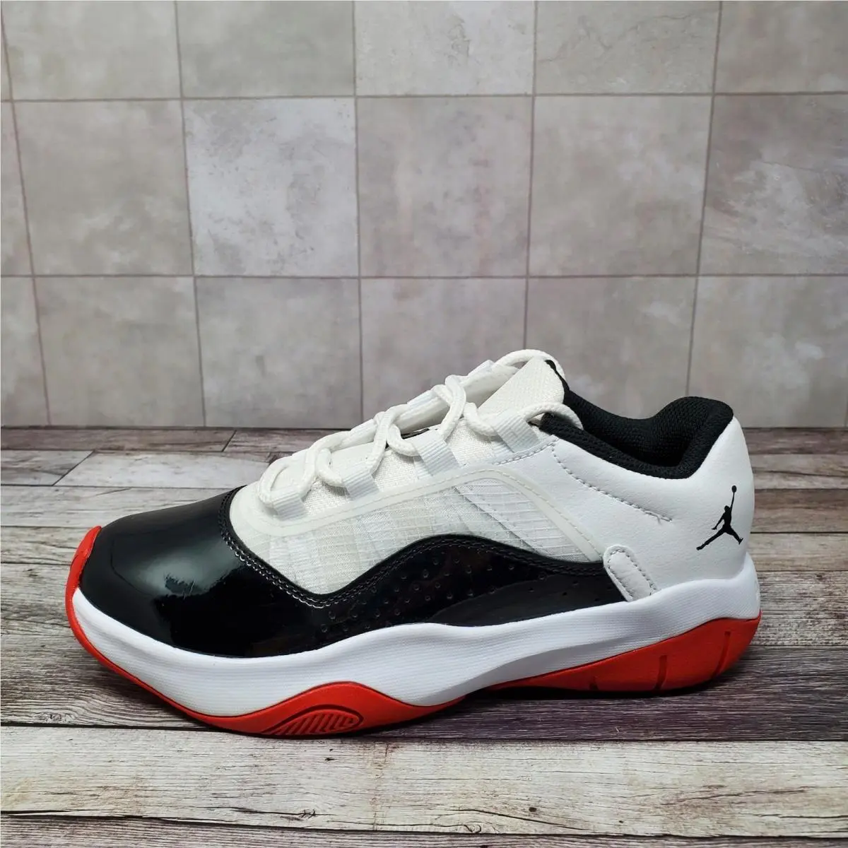 Nike shoes - Air Jordan 11 CMFT Low GS - White 3