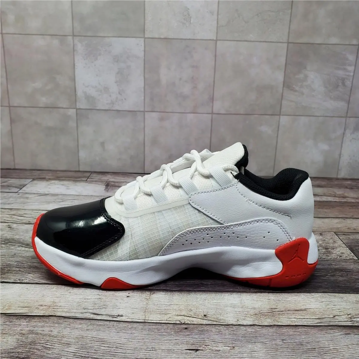 Nike shoes - Air Jordan 11 CMFT Low GS - White 7