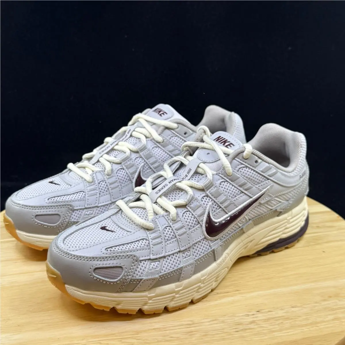 Nike shoes - Gray 0