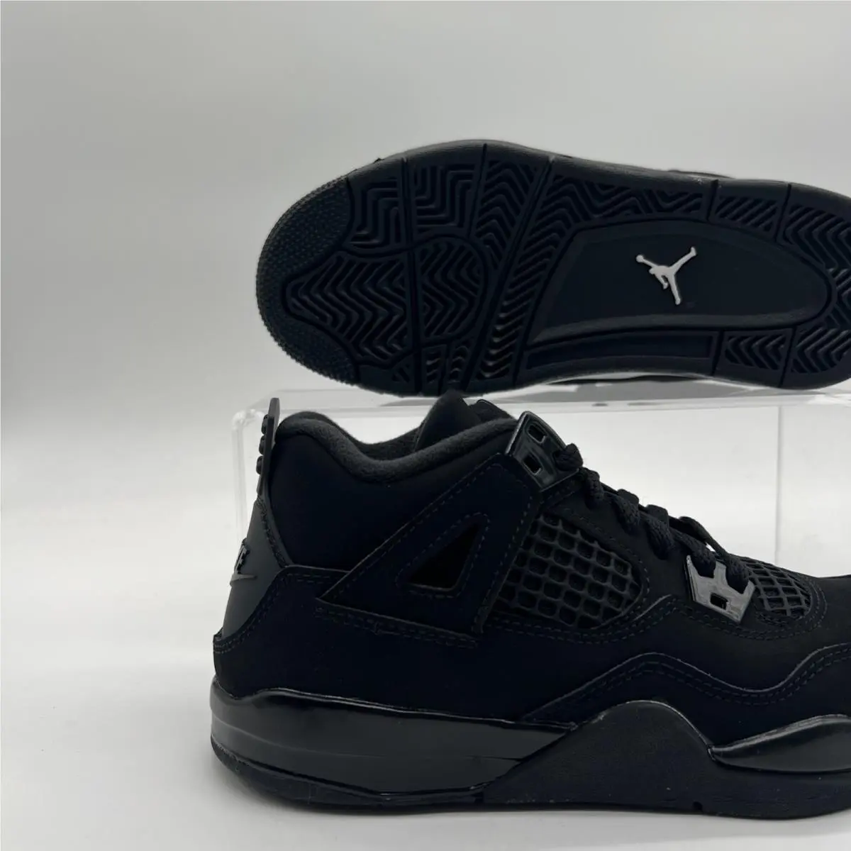 Nike shoes - Air Jordan 4 - Air - Black 1