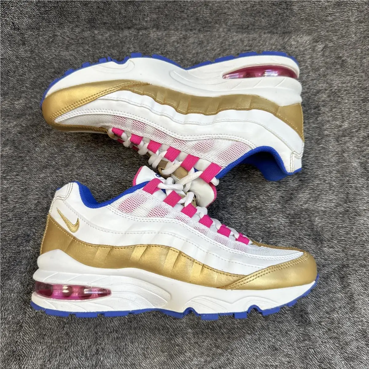 Nike shoes - Air Max 95 LE (GS) - Gold White Pink Blue 0