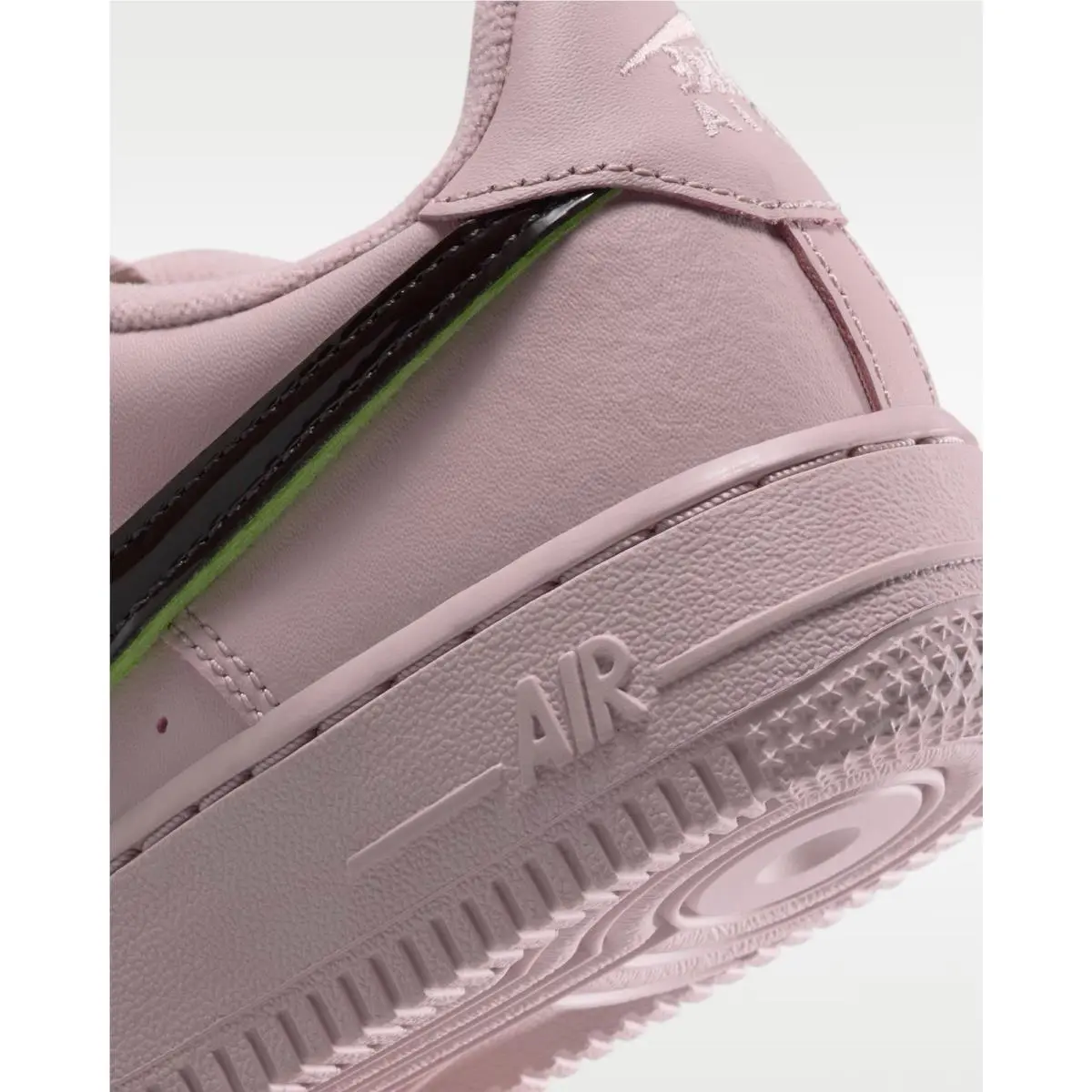 Nike shoes - Multicolor 5