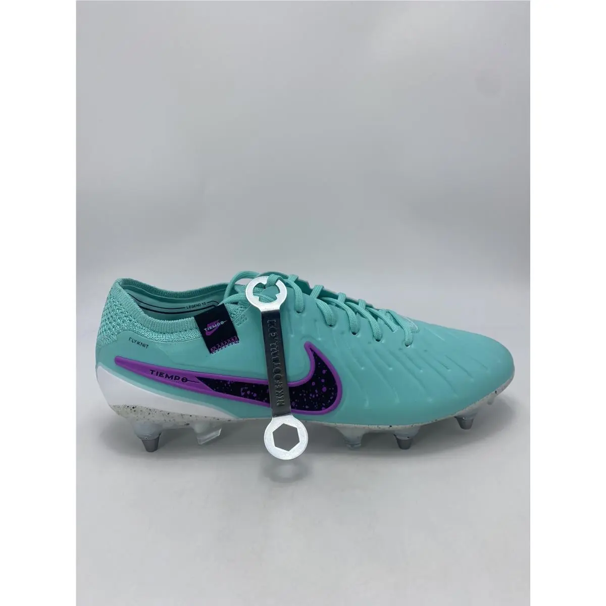 Nike shoes - Nike Legend - Legend - FN7283 300 - Hyper Turq/Black-Fuchsia Dream (UPC: 196970091534) 0