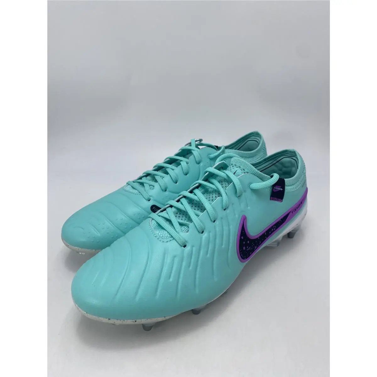 Nike shoes - Nike Legend - Legend - FN7283 300 - Hyper Turq/Black-Fuchsia Dream (UPC: 196970091534) 2