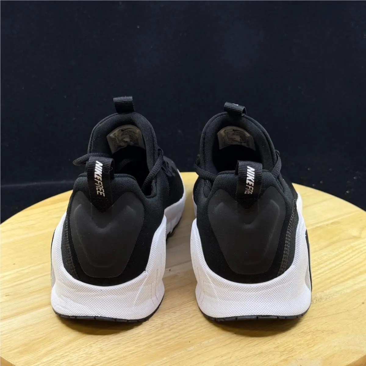 Nike shoes - Black 3