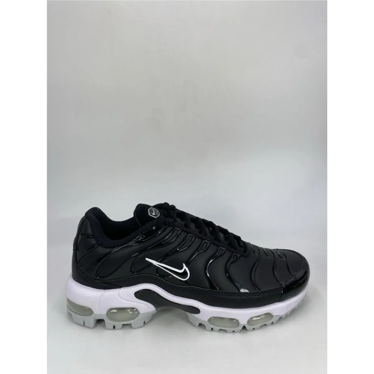 Nike shoes - Nike Air Max Plus - Air Max Plus - FZ4150-001 - Black/White-Gold-Salsa Red (UPC: 197602590265) 0