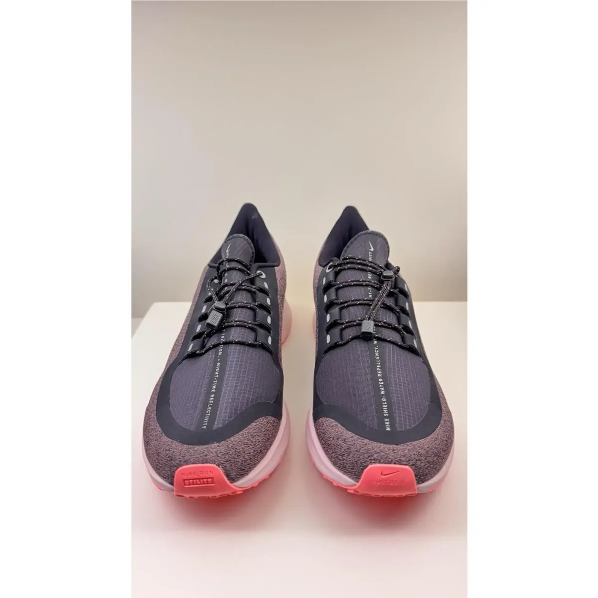 Nike Air Zoom Pegasus 35 RN Shld Women`s Size 9