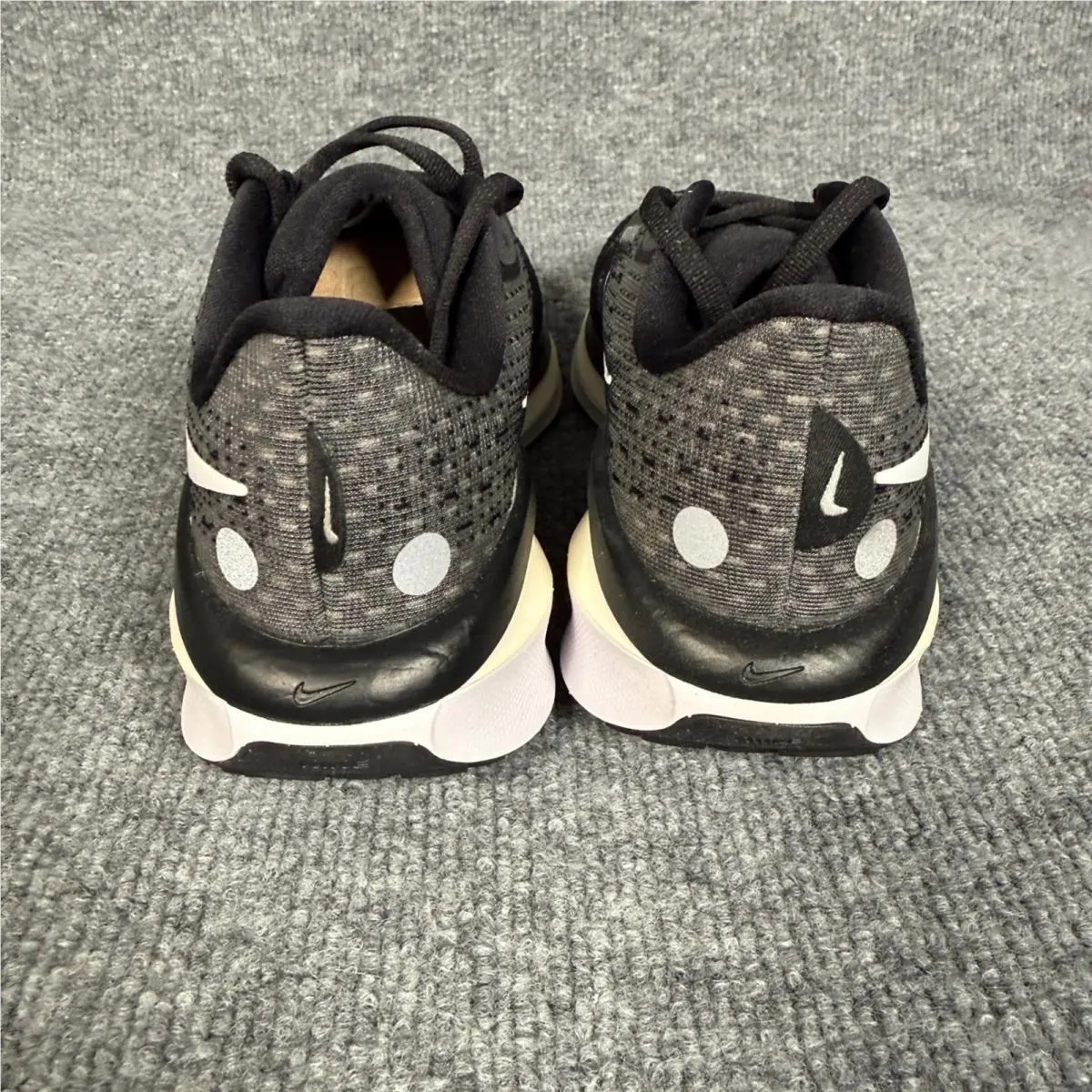 Nike shoes - Vomero 17 Low - Vomero Low - FB8502 - Black 2