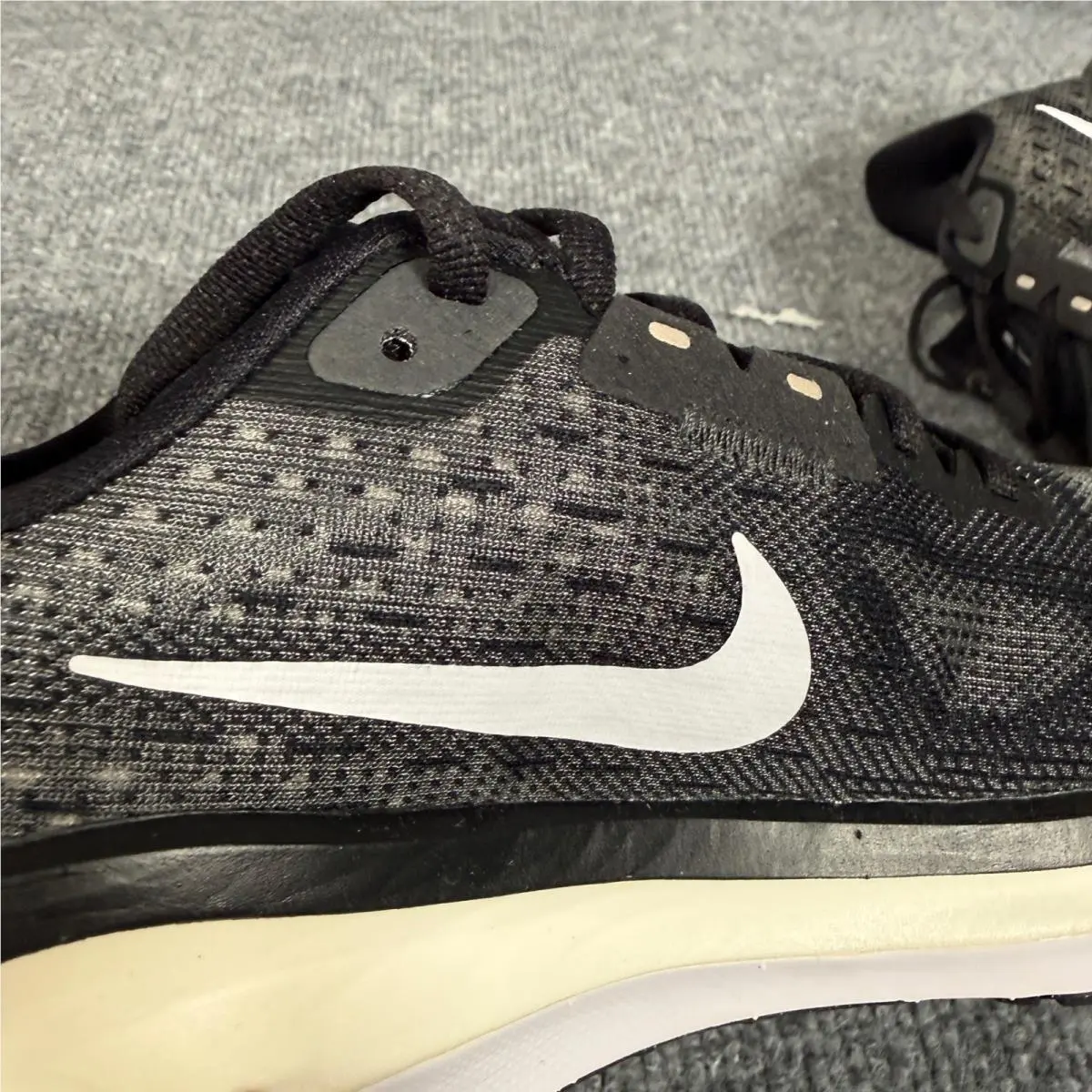 Nike shoes - Vomero 17 Low - Vomero Low - FB8502 - Black 5