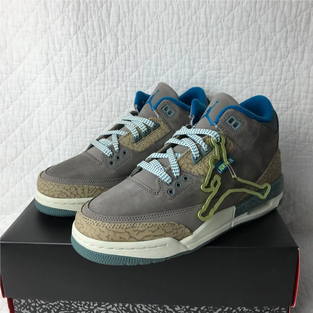 Nike shoes - Air Jordan 3 - Air - IB7066 001 - Olive Grey/Green Abyss-Khaki 5