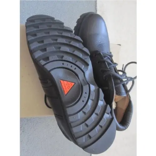 Nike shoes - Black 2