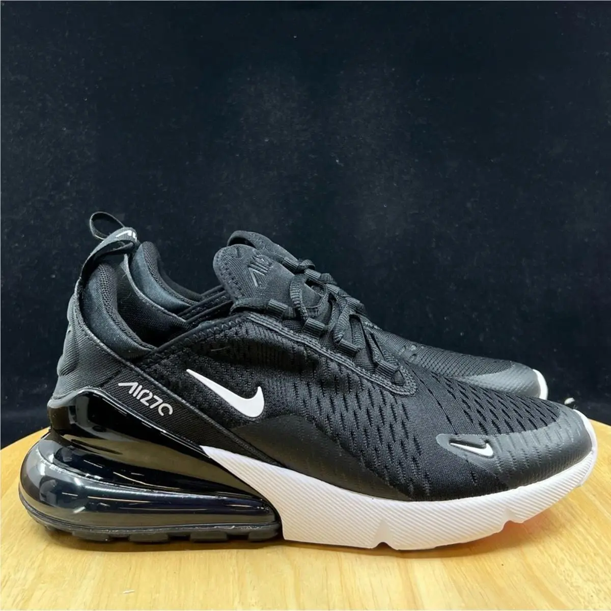 Nike shoes - White 3