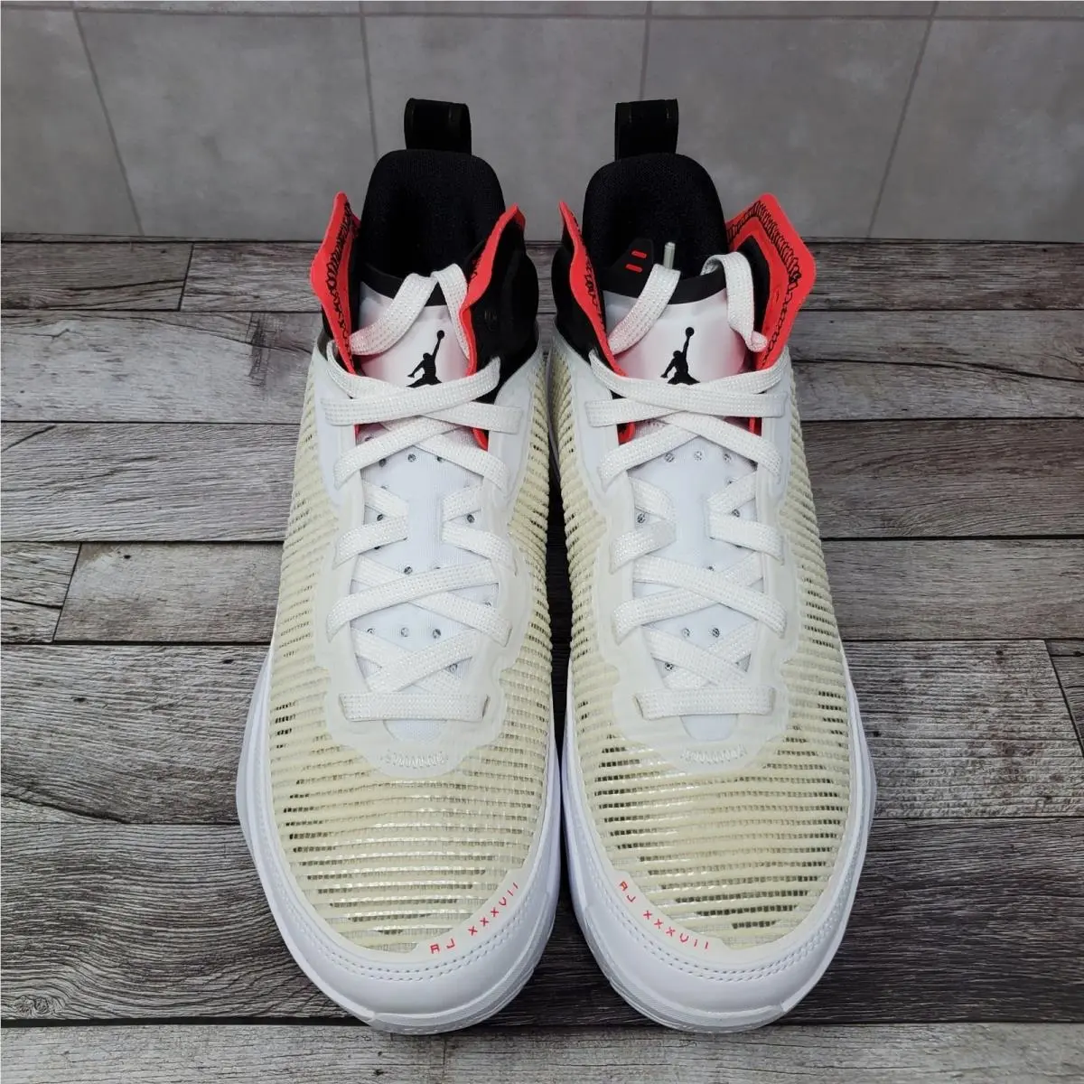 Nike shoes - Air Jordan XXXVII - Air XXXVII - White 0