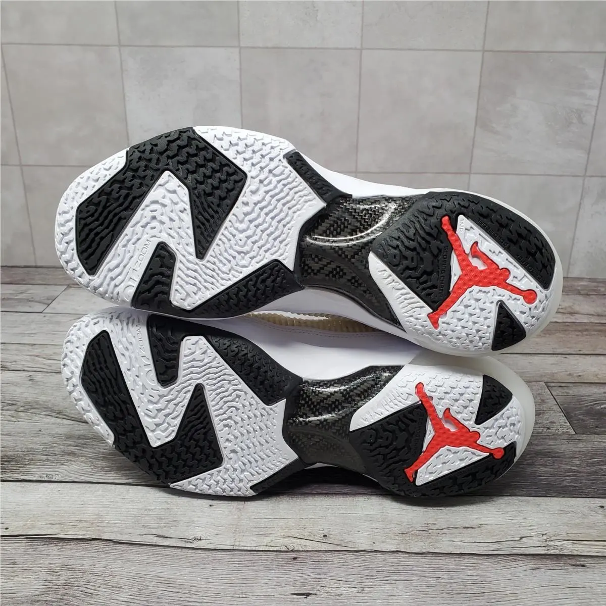 Nike shoes - Air Jordan XXXVII - Air XXXVII - White 6