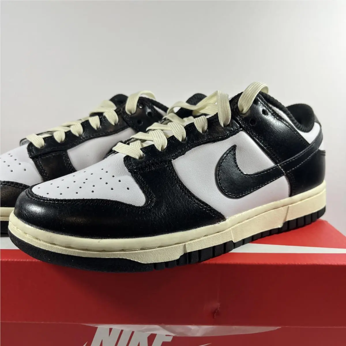 Nike shoes - White 0