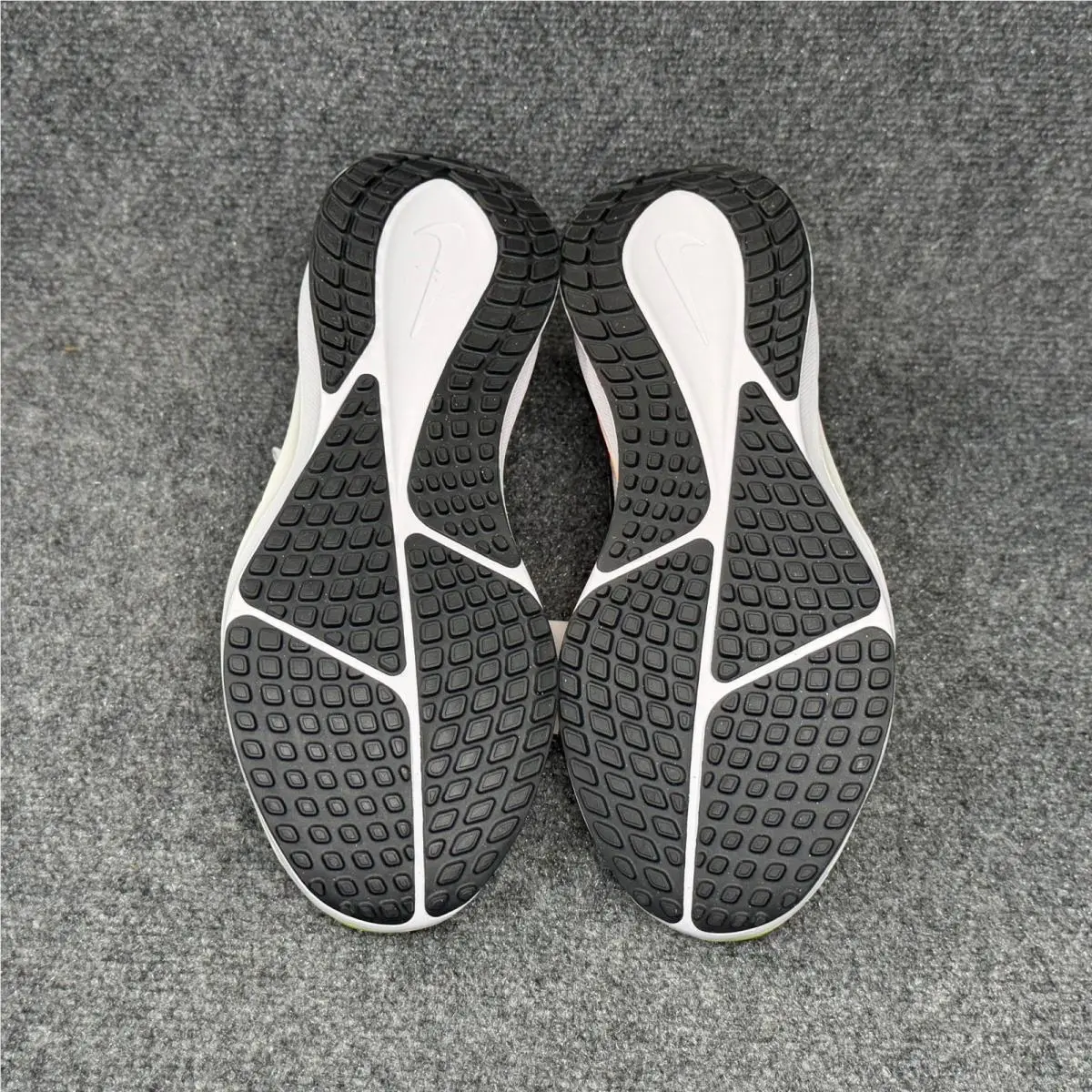 Nike shoes - HF4914100 - HF4914-100 - White 9