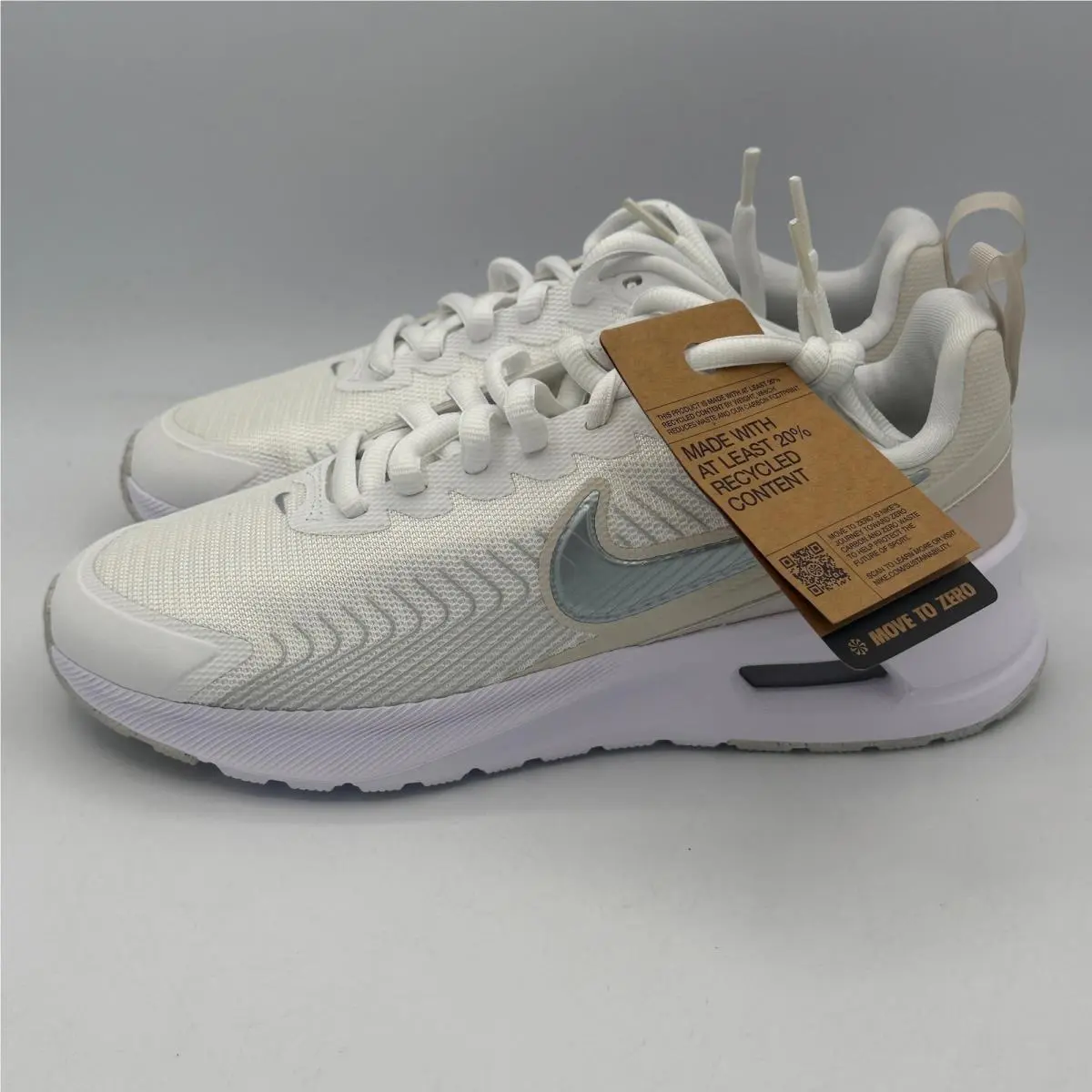 Nike shoes - Nike Air Max Nuaxis SE - White 2