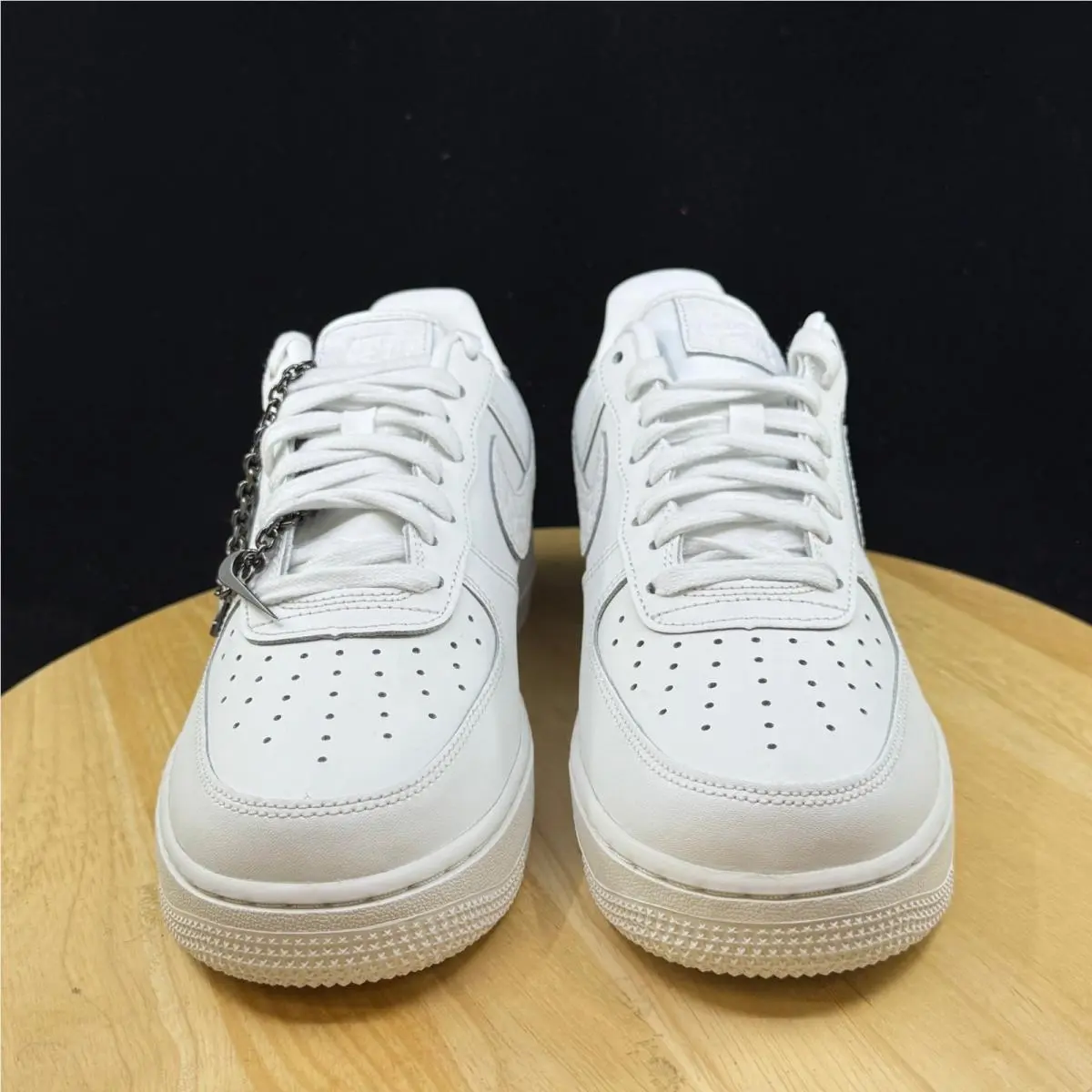 Nike shoes - White 1