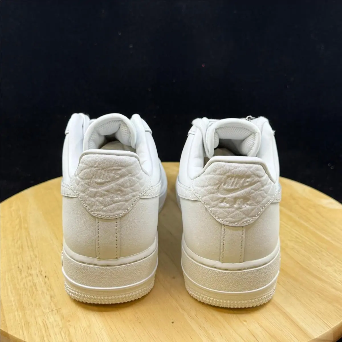 Nike shoes - White 5
