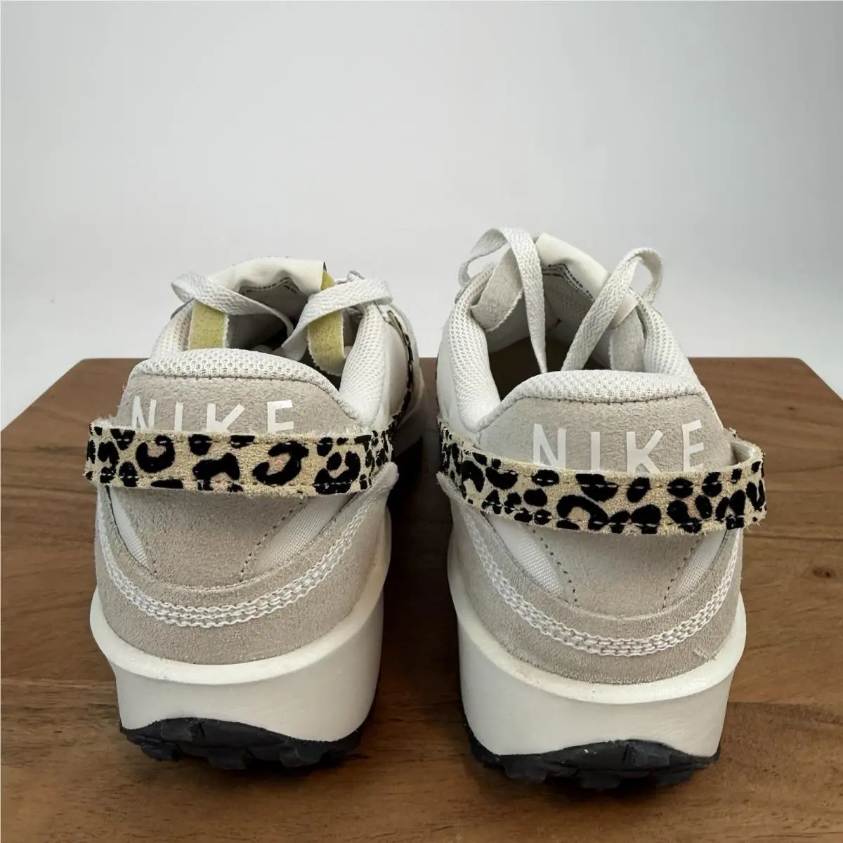 Nike shoes - White 2
