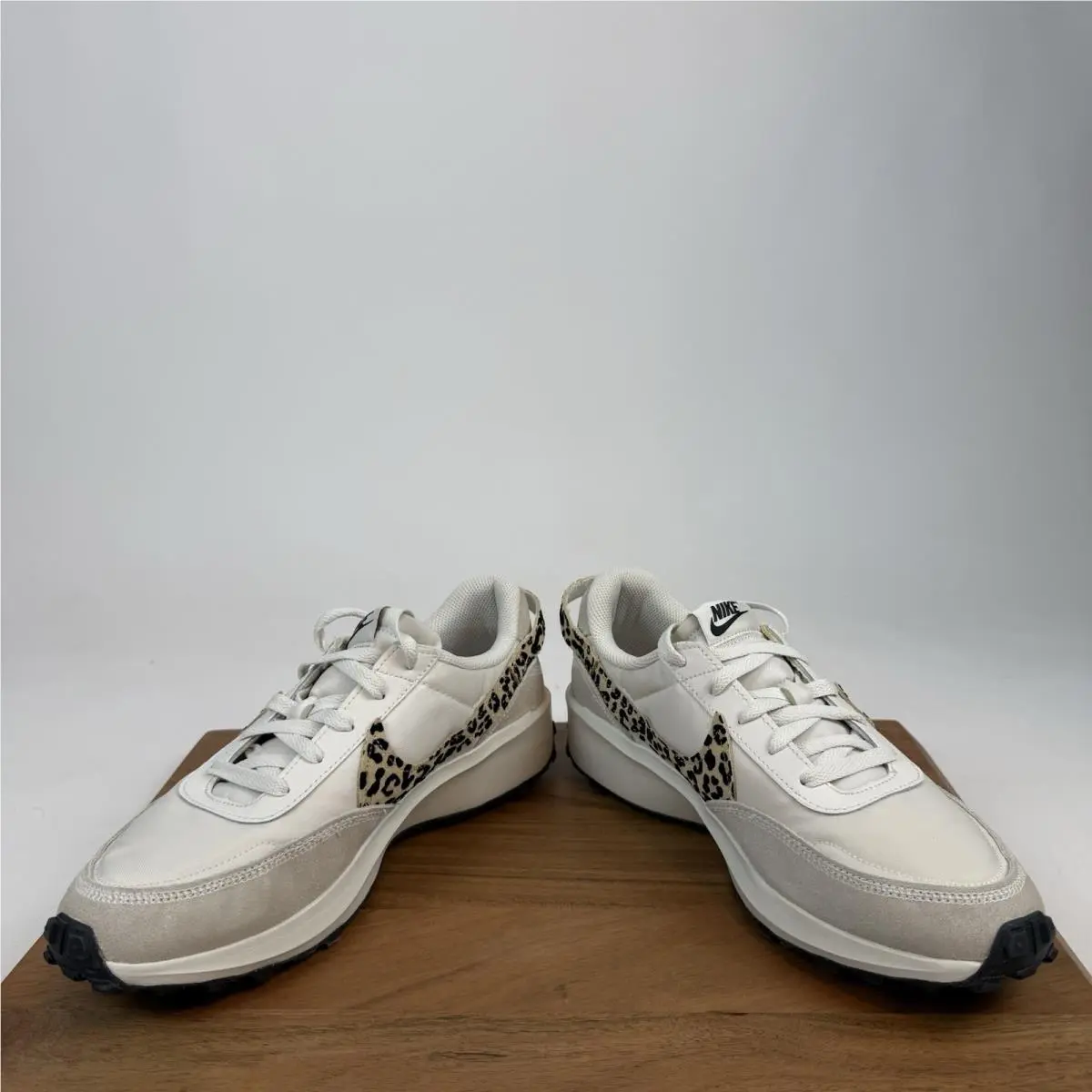Nike shoes - White 3