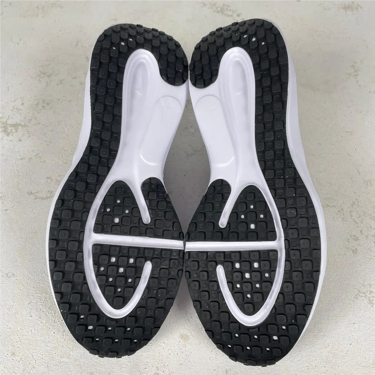 Nike shoes - Nike Revolution 8 - Revolution - HQ1996-001 - Black 3