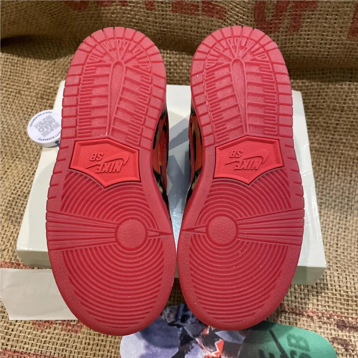 Nike shoes - Nike Dunk SB - Dunk - Red (UPC: 197862176735) 9