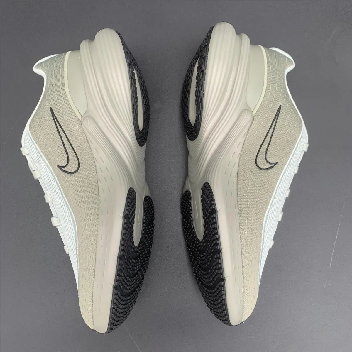 Nike shoes - Uplift SC - Uplift - Gray 3