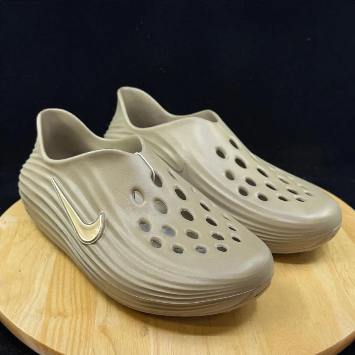 Nike shoes - Brown 2