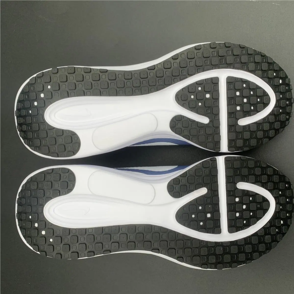 Nike shoes - Nike Revolution 8 - Revolution - Blue 6